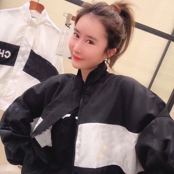 web celebrity the new sunscreen in 2020 is fashionable, loose and printed with thin zipper trench coat, Black
web celebrity the new sunscreen in 2020 is fashionable, loose and printed with thin zipper trench coat, Black