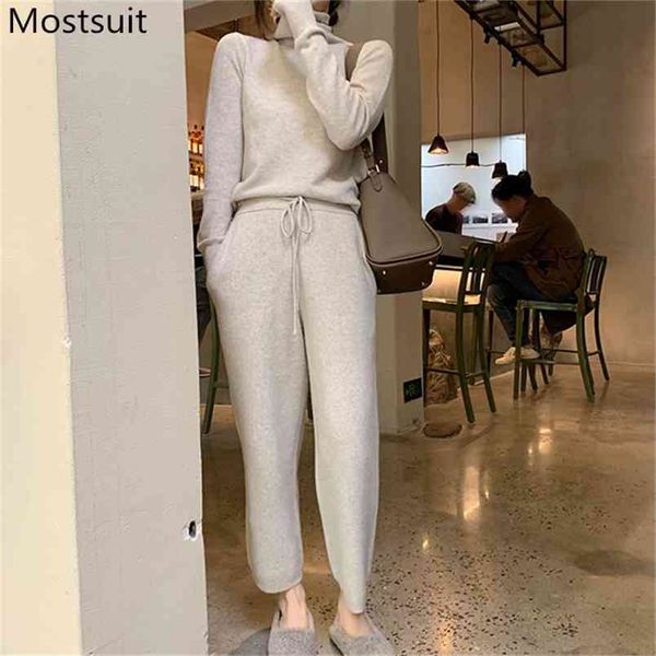 fashion knitted two piece set outfits women turtleneck sweater + pants suits solid korean female ladies 2 pcs sets 210513, White
fashion knitted two piece set outfits women turtleneck sweater + pants suits solid korean female ladies 2 pcs sets 210513, White