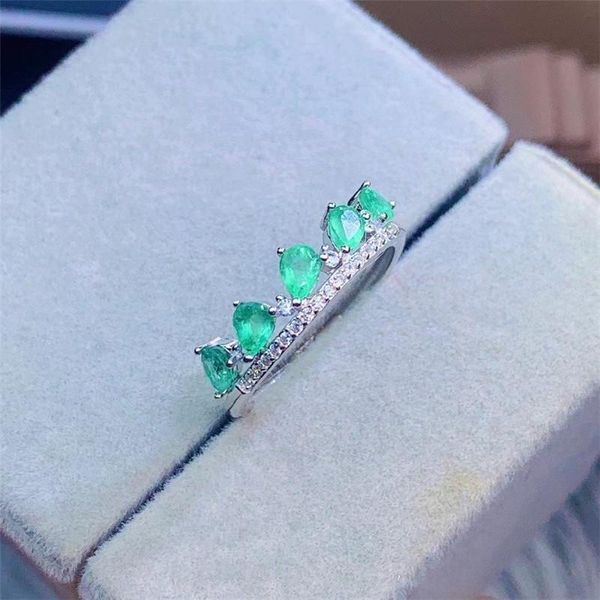 cluster rings 925 silver inlaid natural emerald ring, women's jewelry, luxurious atmosphere dignified and elegant, Golden;silver
cluster rings 925 silver inlaid natural emerald ring, women's jewelry, luxurious atmosphere dignified and elegant, Golden;silver
