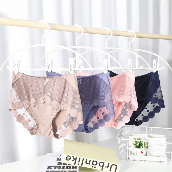new style lace traceless cotton stitching middle waist women's briefs hip lifting girl's underwear, Black;pink
new style lace traceless cotton stitching middle waist women's briefs hip lifting girl's underwear, Black;pink