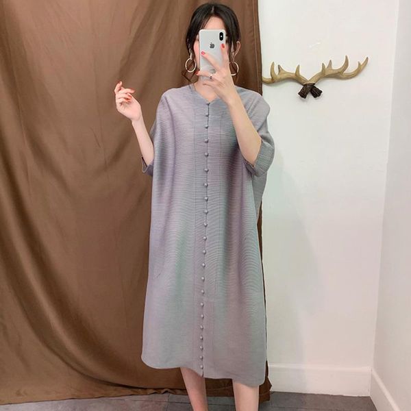 fashion tide autumn v-neck full sleeves pleated loose pullover vintage female dress vestido wj12211 japan styles casual dresses, Black;gray
fashion tide autumn v-neck full sleeves pleated loose pullover vintage female dress vestido wj12211 japan styles casual dresses, Black;gray