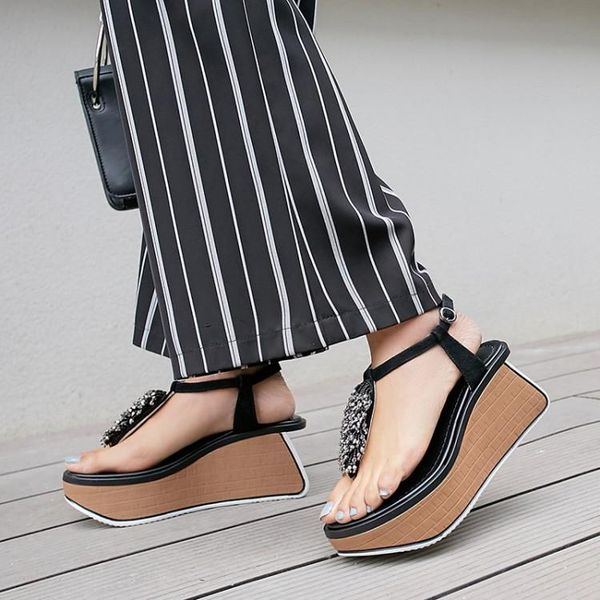 summer trendy design flip flop sandals high heel flat platform clog beading beach shoes women for vacation, Black
summer trendy design flip flop sandals high heel flat platform clog beading beach shoes women for vacation, Black