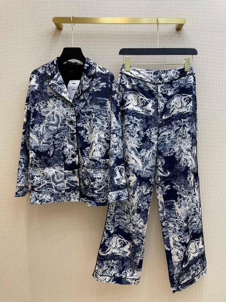 women's two piece pants set for women autumn 2021 fashion jungle animal print lapel long sleeve shirts with elastic waist lady, White
women's two piece pants set for women autumn 2021 fashion jungle animal print lapel long sleeve shirts with elastic waist lady, White
