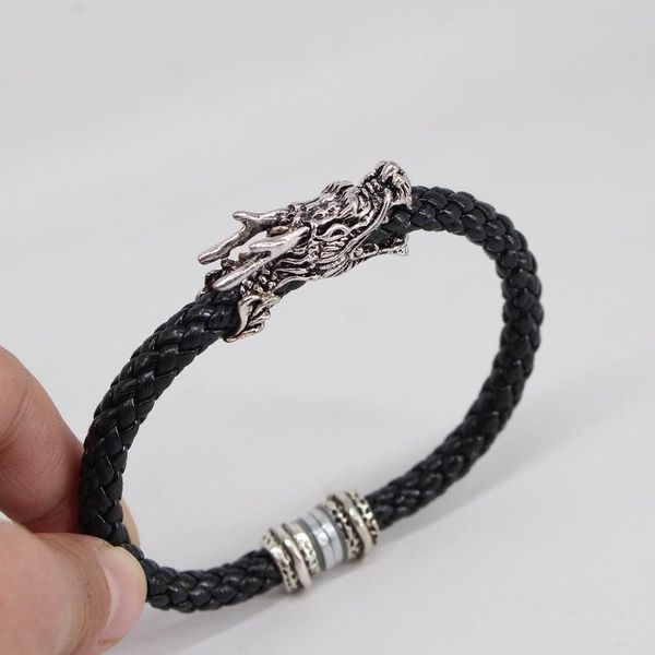 charm bracelets 2021 design vintage dragon head bracelet for women thick leather rope animal & bangles boyfriend gifts wholesale, Golden;silver
charm bracelets 2021 design vintage dragon head bracelet for women thick leather rope animal & bangles boyfriend gifts wholesale, Golden;silver