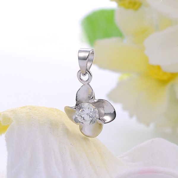 s925 silver plated gold inlaid diamond sweet pendant korean women's exquisite clover jewelry, Black
s925 silver plated gold inlaid diamond sweet pendant korean women's exquisite clover jewelry, Black