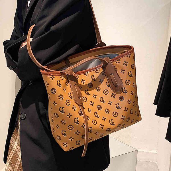 2022 factory wholesale advanced impression versatile tote women's autumn fashion university class large capacity one shoulder bag
2022 factory wholesale advanced impression versatile tote women's autumn fashion university class large capacity one shoulder bag