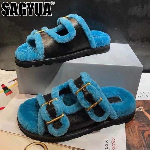 slippers fashion short plush boots women 2021 fur flats home warm cotton botas shallow designer flip flops mujer zapatos, Black
slippers fashion short plush boots women 2021 fur flats home warm cotton botas shallow designer flip flops mujer zapatos, Black