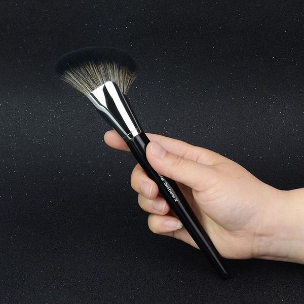 makeup brushes sep 72# with cover fluffy contour brush sculpting large shadow blush make up cosmetic tool
makeup brushes sep 72# with cover fluffy contour brush sculpting large shadow blush make up cosmetic tool