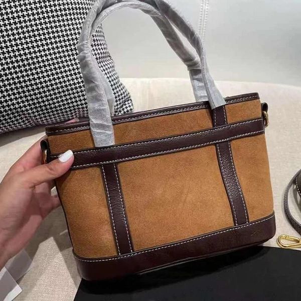 backpack women's bag suede stitching one shoulder messenger fashion designer ladies handbag luxury shopping
backpack women's bag suede stitching one shoulder messenger fashion designer ladies handbag luxury shopping