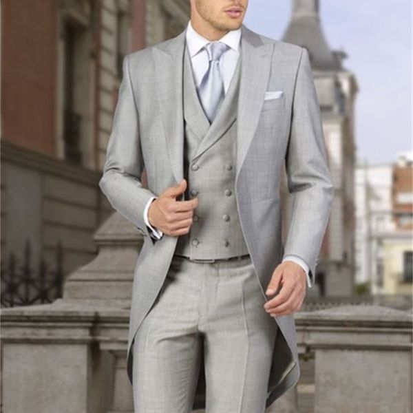 men's suits & blazers latest coat pant designs italian light grey double breasted tailcoat slim fit 3 piece tuxedo custom groom men sui, White;black
men's suits & blazers latest coat pant designs italian light grey double breasted tailcoat slim fit 3 piece tuxedo custom groom men sui, White;black