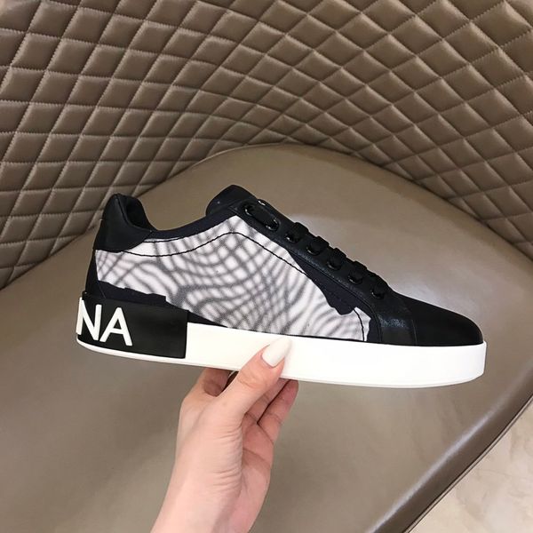 2021ss designer shoes men luxury designer leisure casual shoes comfortable sneakers 2 colors size eur 38-44 with original box recipt dust ba, Black
2021ss designer shoes men luxury designer leisure casual shoes comfortable sneakers 2 colors size eur 38-44 with original box recipt dust ba, Black