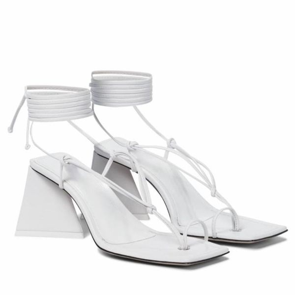 2021 satin ladies leather chunky high heel sandals solid cross-tied lace up peep-toe square toe head wedding party shoes size 34-43 white mk, Black
2021 satin ladies leather chunky high heel sandals solid cross-tied lace up peep-toe square toe head wedding party shoes size 34-43 white mk, Black