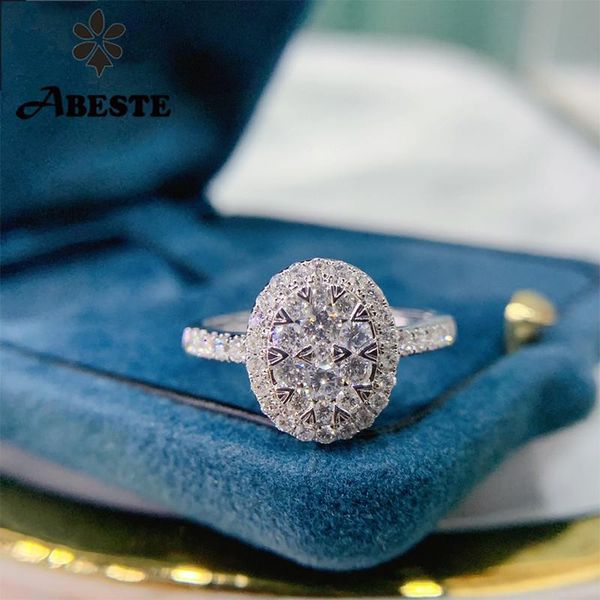 cluster rings white gold (au750) women wedding ring 0.60 ct anillos mujer luxury real natural diamond for, Golden;silver
cluster rings white gold (au750) women wedding ring 0.60 ct anillos mujer luxury real natural diamond for, Golden;silver