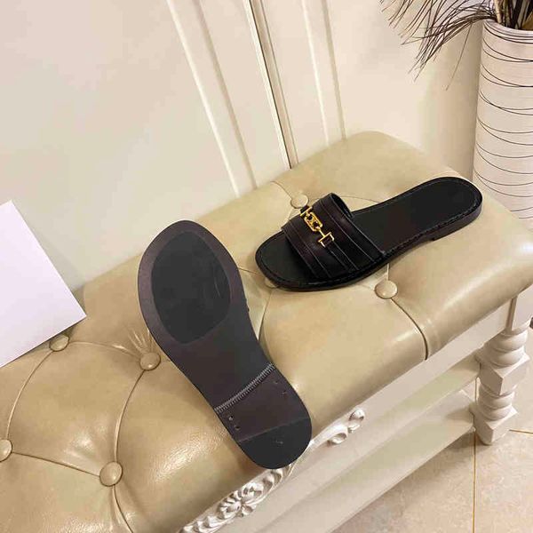 slippers 2021 female paris designer summer beach ladies flip loafer shoes with shoe box and dust bag size 35-39 f4tk, Black
slippers 2021 female paris designer summer beach ladies flip loafer shoes with shoe box and dust bag size 35-39 f4tk, Black