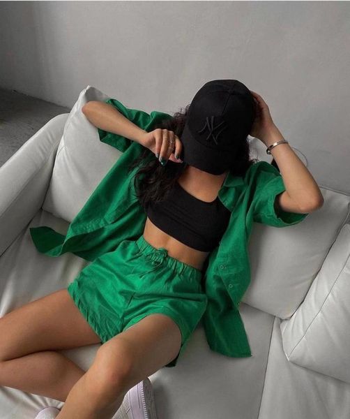 women's tracksuits loung wear tracksuit women casual shorts set long sleeve shirt and loose high waisted mini two piece autumn2021, Gray
women's tracksuits loung wear tracksuit women casual shorts set long sleeve shirt and loose high waisted mini two piece autumn2021, Gray