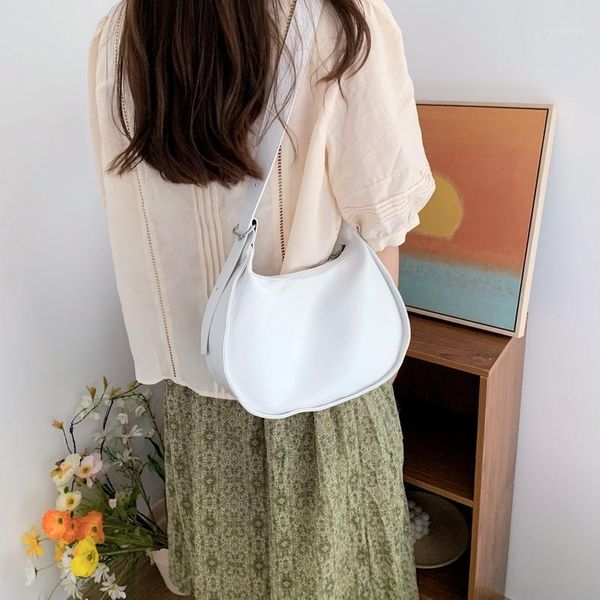 evening bags solid color shoulder 2021 simple soft pu leather saddle crossbody casual white women's bag adjustable wide belt
evening bags solid color shoulder 2021 simple soft pu leather saddle crossbody casual white women's bag adjustable wide belt