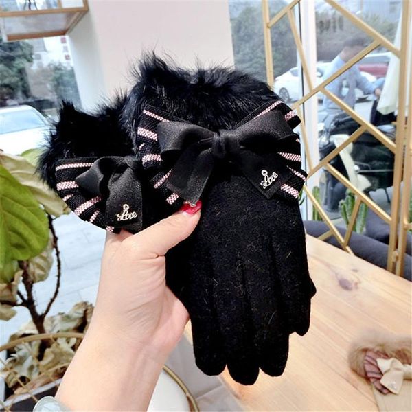 five fingers gloves winter women striped bow fur wrist cashmere mitten touch screen for smartphone warm thick driving female, Blue;gray
five fingers gloves winter women striped bow fur wrist cashmere mitten touch screen for smartphone warm thick driving female, Blue;gray