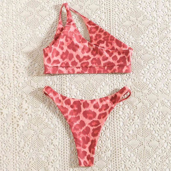 2021 asymmetric leoaprd one shoulder female swimsuit women swimwear two-pieces bikini set hollow out bathing suit swimb
2021 asymmetric leoaprd one shoulder female swimsuit women swimwear two-pieces bikini set hollow out bathing suit swimb