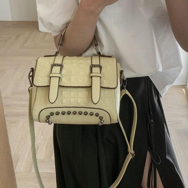 evening bags fashion designer small pu leather crossbody for women 2021 women's shoulder handbags and purses messenger bag 7438
evening bags fashion designer small pu leather crossbody for women 2021 women's shoulder handbags and purses messenger bag 7438
