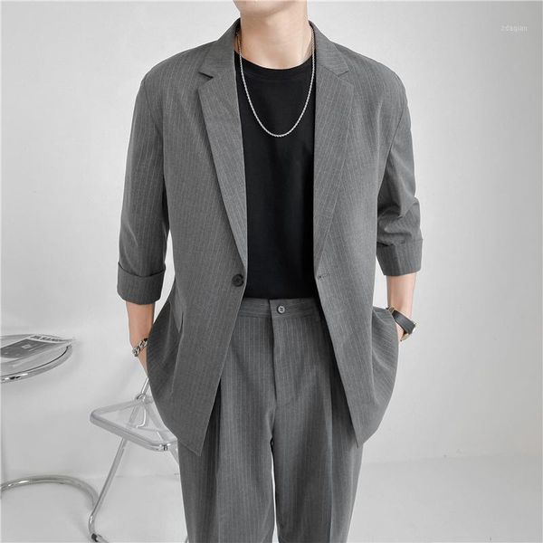 men's suits & blazers mens stripe 3/4 sleeve casual jacket korean streetwear vintage fashion male dress business suit blazer coat man, White;black
men's suits & blazers mens stripe 3/4 sleeve casual jacket korean streetwear vintage fashion male dress business suit blazer coat man, White;black