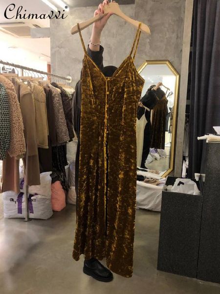 casual dresses korean elegant bodycon bottom dress 2021 autumn v neck single breasted strap velvet female suspender long vestido, Black;gray
casual dresses korean elegant bodycon bottom dress 2021 autumn v neck single breasted strap velvet female suspender long vestido, Black;gray