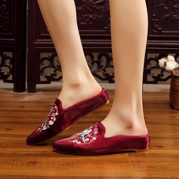 slippers retro birds embroidered ladies shiny flannel cotton mules shoes close pointed toe women slip on comfort summer, Black
slippers retro birds embroidered ladies shiny flannel cotton mules shoes close pointed toe women slip on comfort summer, Black