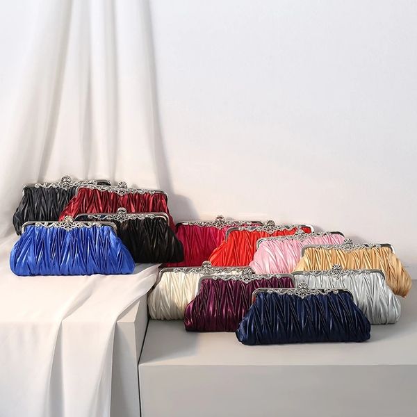 diamond clutch purses for women evening wedding pleated handbag exquisite banquet chain shoulder bag sac femme
diamond clutch purses for women evening wedding pleated handbag exquisite banquet chain shoulder bag sac femme