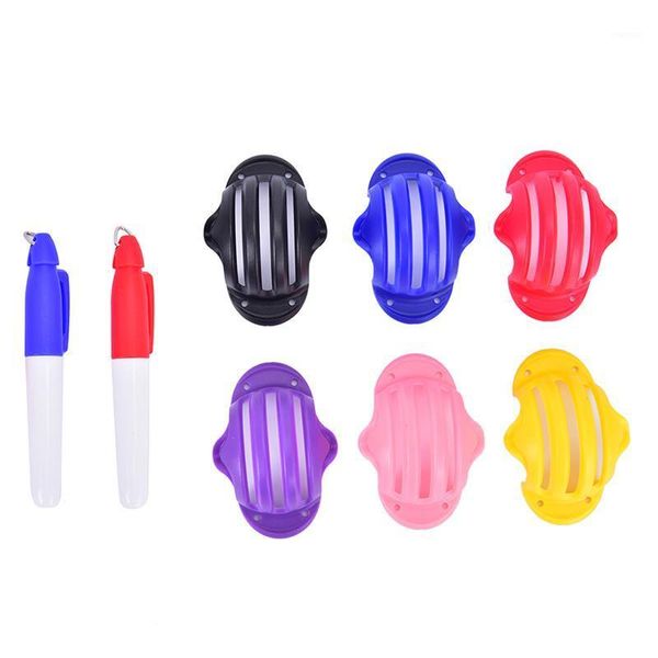 golf training aids 1set ball line marker with pen drawing marking alignment tool marks template sign outdoor tools1
golf training aids 1set ball line marker with pen drawing marking alignment tool marks template sign outdoor tools1