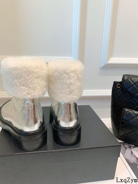 boots silver patent leather soft wool lined snow shoes women female turned-over tube mid-calf designer thick low heel 35-40 c9xj, Black
boots silver patent leather soft wool lined snow shoes women female turned-over tube mid-calf designer thick low heel 35-40 c9xj, Black
