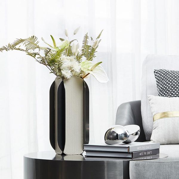 vases luxtry home decorative accessories modern gray leather metal splicing flower el club lobby coffee table decoration vase
vases luxtry home decorative accessories modern gray leather metal splicing flower el club lobby coffee table decoration vase