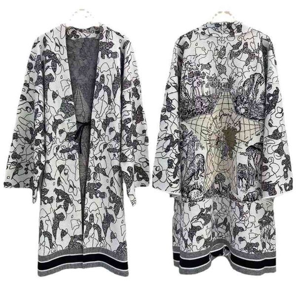design clothing dijia five pointed star long cardigan large korean sweater women's autumn and winter 2021, White;black
design clothing dijia five pointed star long cardigan large korean sweater women's autumn and winter 2021, White;black
