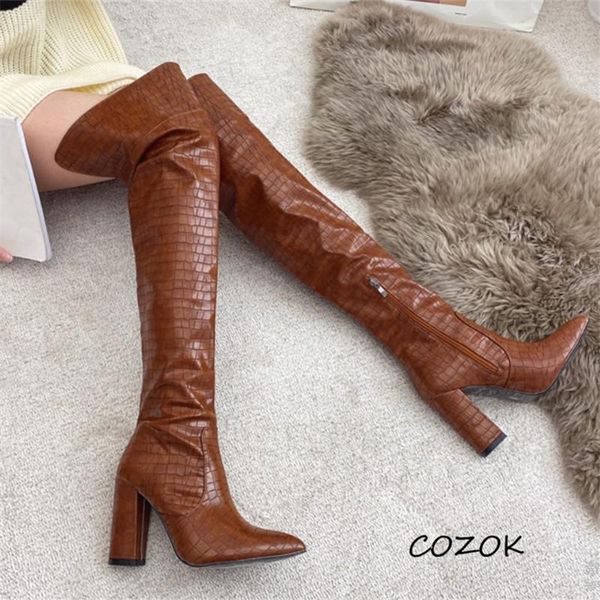 boots plus size 42 over the knee high 2021 leather women fashion winter, Black
boots plus size 42 over the knee high 2021 leather women fashion winter, Black