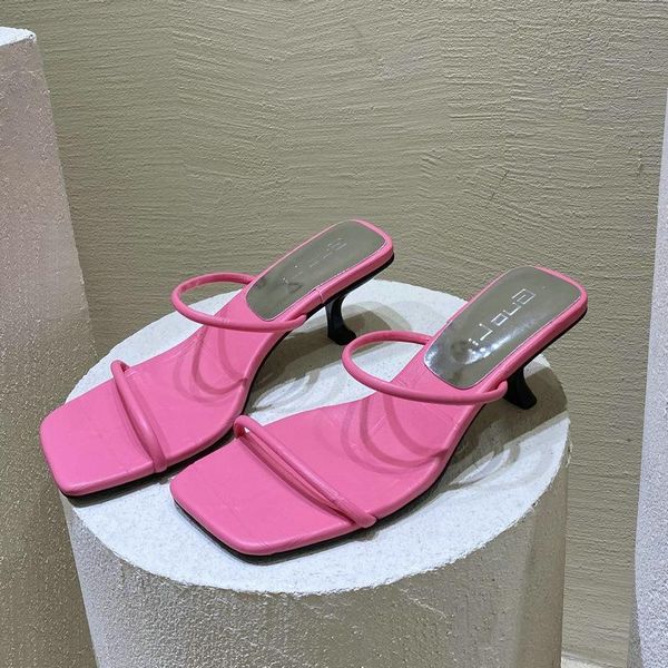 slippers female shoes casual square toe flock low slides women heels shallow beige heeled sandals rubber flip flops 2021 luxury, Black
slippers female shoes casual square toe flock low slides women heels shallow beige heeled sandals rubber flip flops 2021 luxury, Black