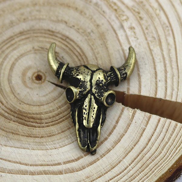 whole 20 pcs/ lot metal vintage buffalo bull head skull badge brooch collar pin, Gray
whole 20 pcs/ lot metal vintage buffalo bull head skull badge brooch collar pin, Gray