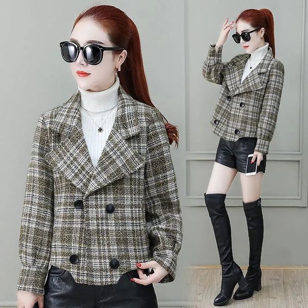 women's jackets plaid short women jacket korean fashion all-match large size outerwear woolen turn-down collar elegant vintage female c, Black;brown
women's jackets plaid short women jacket korean fashion all-match large size outerwear woolen turn-down collar elegant vintage female c, Black;brown