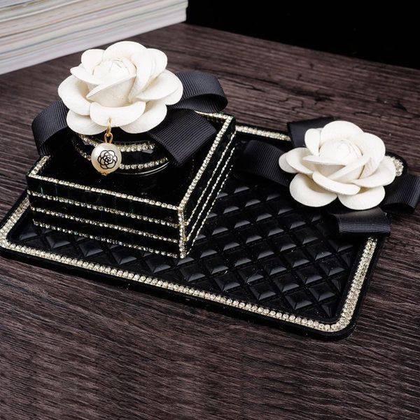 decorative objects & figurines camellia perfume jar with non-slip mat handmade sticky flashing diamond car air freshener holder home desk de
decorative objects & figurines camellia perfume jar with non-slip mat handmade sticky flashing diamond car air freshener holder home desk de