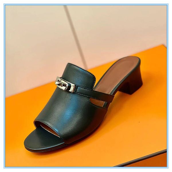 2021ss fashion trend popular women slippers spring summer luxury beach slippers designer cow real leather sandals with heels colors women, Black
2021ss fashion trend popular women slippers spring summer luxury beach slippers designer cow real leather sandals with heels colors women, Black