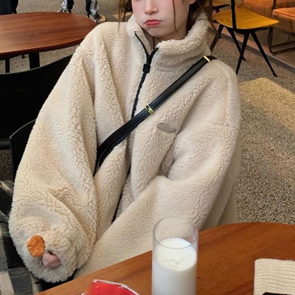 women's jackets 2021 winter fur coat women casual outwear korean fashion pure collor turtleneck short kawaii clothing long sleeve butto, Black;brown
women's jackets 2021 winter fur coat women casual outwear korean fashion pure collor turtleneck short kawaii clothing long sleeve butto, Black;brown