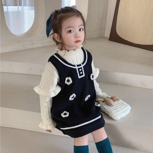 girl's dresses winter korean style baby girls vest dress applique flowers thicken warm toddlers kids knitted black sleeveless, Red;yellow
girl's dresses winter korean style baby girls vest dress applique flowers thicken warm toddlers kids knitted black sleeveless, Red;yellow