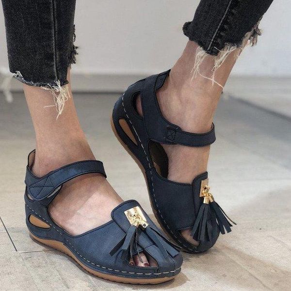 sandals 2021 summer women tassel hollow beach closed toe hook&loop wedge ladies casual shoes 35-43 big female dress, Black
sandals 2021 summer women tassel hollow beach closed toe hook&loop wedge ladies casual shoes 35-43 big female dress, Black