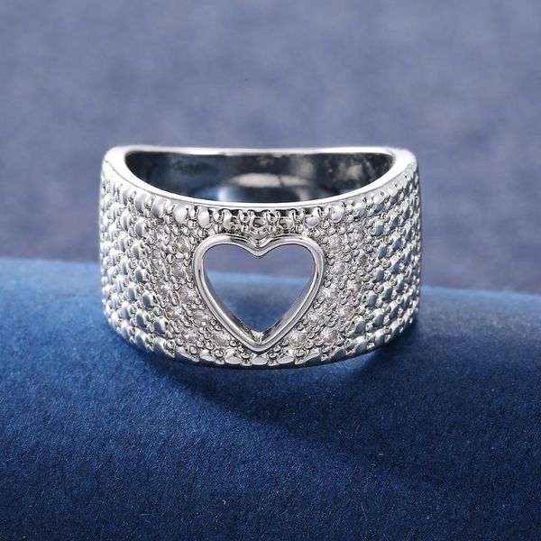 wedding rings huitan hollow out heart design women jewelry party finger-rings dazzling crystal cubic zirconia female statement, Slivery;golden
wedding rings huitan hollow out heart design women jewelry party finger-rings dazzling crystal cubic zirconia female statement, Slivery;golden