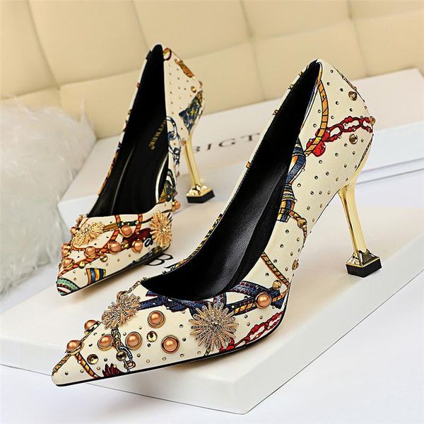 dress shoes bigtree fashion retro women pumps flowers cloth printed high heels female thin heel spring summer crystal rivet dree party, Black
dress shoes bigtree fashion retro women pumps flowers cloth printed high heels female thin heel spring summer crystal rivet dree party, Black