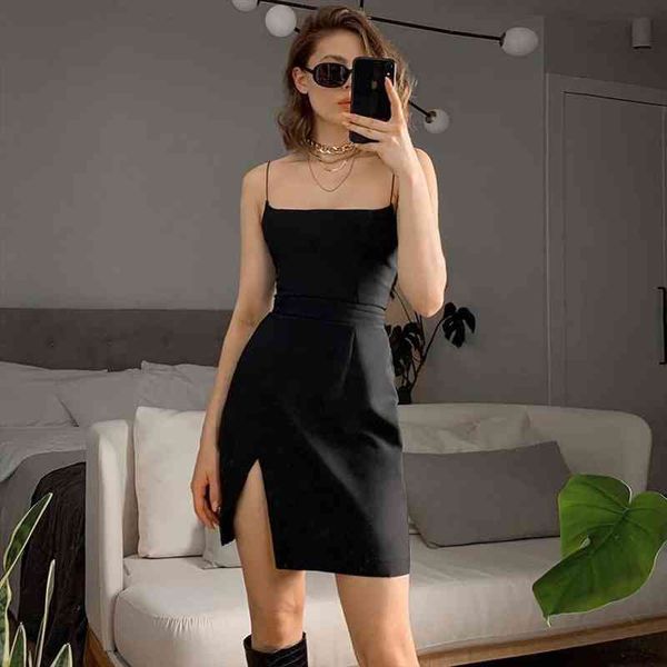 summer daily joker european and women dresses american wind flat mouth clavicle fine shoulder strap waist show thin halter dress, Black;gray
summer daily joker european and women dresses american wind flat mouth clavicle fine shoulder strap waist show thin halter dress, Black;gray