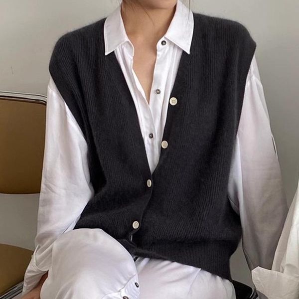 women's vests cardigan sweater vest loose 2021 autumn and winter wool knitted for women solid sleeveless sweaters, Black;white
women's vests cardigan sweater vest loose 2021 autumn and winter wool knitted for women solid sleeveless sweaters, Black;white
