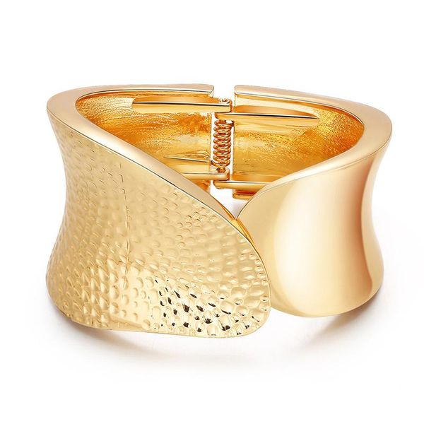 bangle ornapeadia summer fashion gold-plated bracelet leaf shape asymmetrical unilateral polka dot embossed wide side, Black
bangle ornapeadia summer fashion gold-plated bracelet leaf shape asymmetrical unilateral polka dot embossed wide side, Black