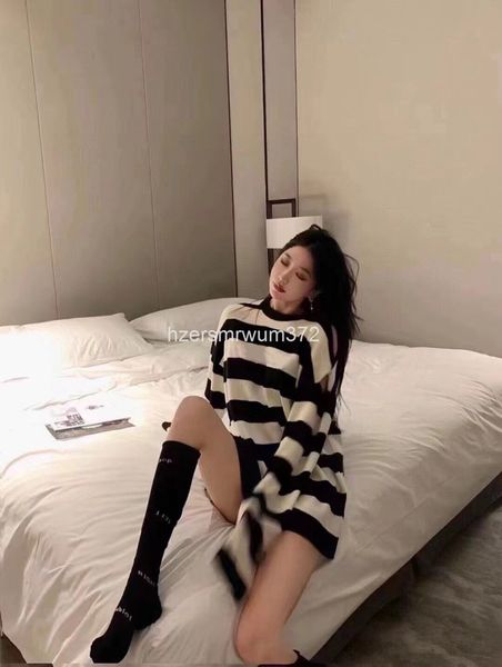 women's sweaters correctly tested wool version yang mi's same mm6 maggie striped sweater, and autumn, White;black
women's sweaters correctly tested wool version yang mi's same mm6 maggie striped sweater, and autumn, White;black