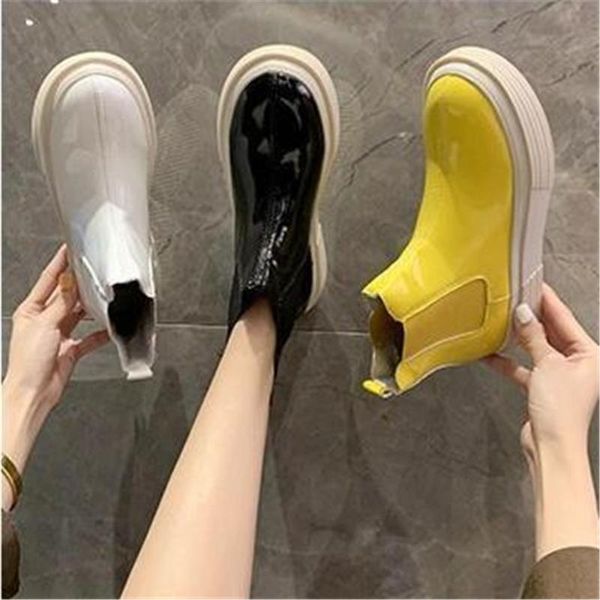 boots 2022 women leather ankle fashion high shoes round toe slip on thick sole elastic cool short footwear 35-40, Black
boots 2022 women leather ankle fashion high shoes round toe slip on thick sole elastic cool short footwear 35-40, Black