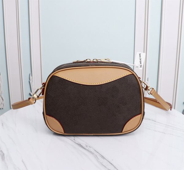 brown letter flower shoulder bags yellow genuine leather black white check round purse girl wallet mini handbag frame
brown letter flower shoulder bags yellow genuine leather black white check round purse girl wallet mini handbag frame