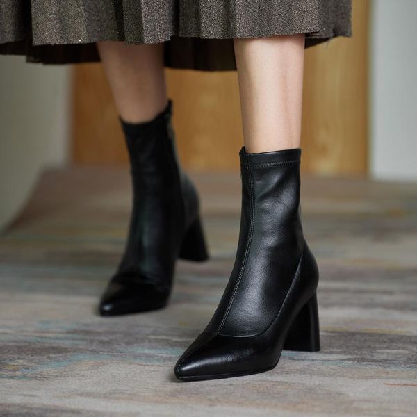 boots women's thin in thick heel autumn and winter 2021 korean pointed elastic soft leather, Black
boots women's thin in thick heel autumn and winter 2021 korean pointed elastic soft leather, Black
