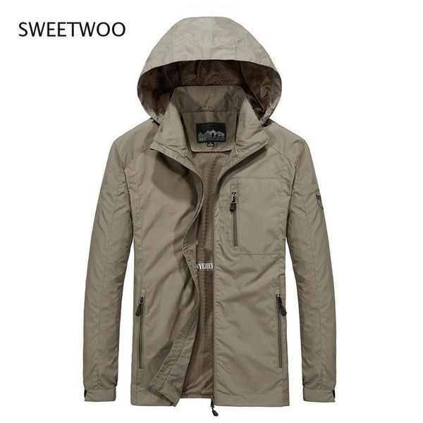 running jackets men waterproof windbreaker jacket military hooded casual coat autumn clothes 2021, Black;red
running jackets men waterproof windbreaker jacket military hooded casual coat autumn clothes 2021, Black;red